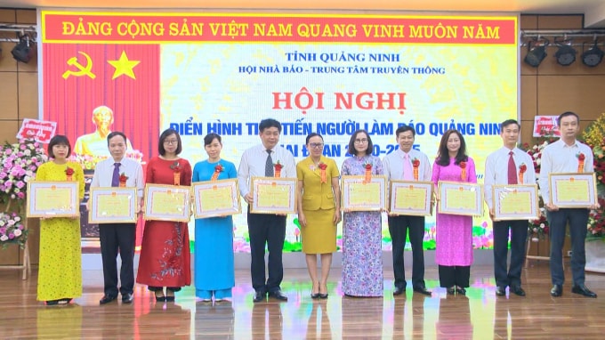 Hội nghị điển hình tiên tiến của HNB Quảng Ninh.
