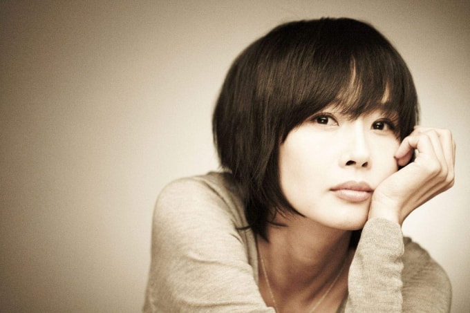 Choi Jin Sil - minh tinh hàng đầu showbiz Hàn thập niên 1990.