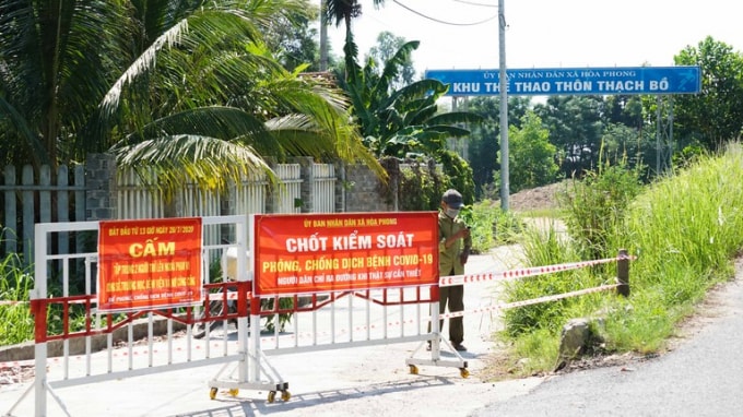 Đà Nẵng phong tỏa thôn Thạch Bồ do tổ chức đám tang cho bệnh nhân Covid-19. Ảnh: TL.