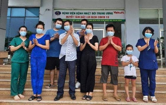 7 bệnh nhân được công bố khỏi bệnh ở bệnh viện nhiệt đới Trung ương (ảnh TL).