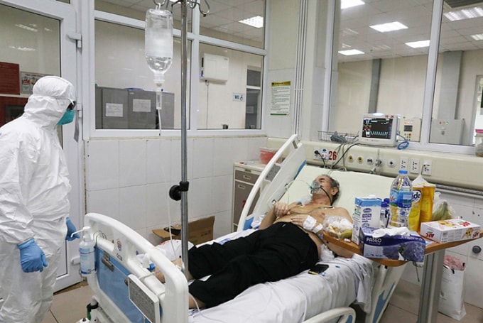 Bệnh nhân 416 tiên lượng nặng hơn phi công người Anh đã khỏi COVID-19. Ảnh minh họa.