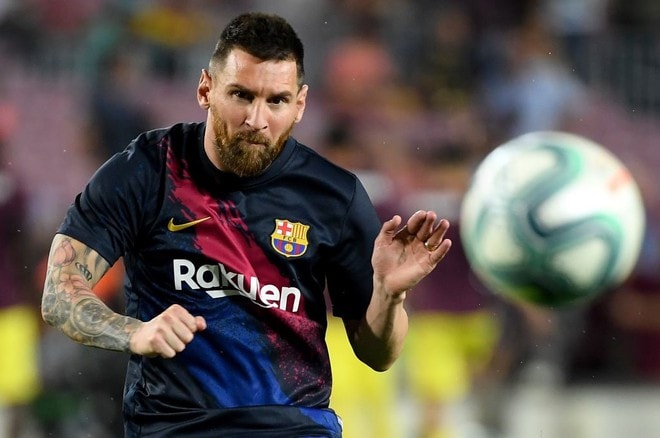 Câu chuyện Messi đi hay ở vẫn còn gây tranh cãi. Ảnh: internet.