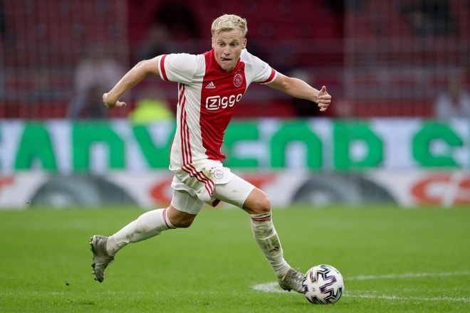 Cầu thủ Van de Beek là chuyên gia kiếm penalty tại giải VĐQG Hà Lan. Ảnh: internet.