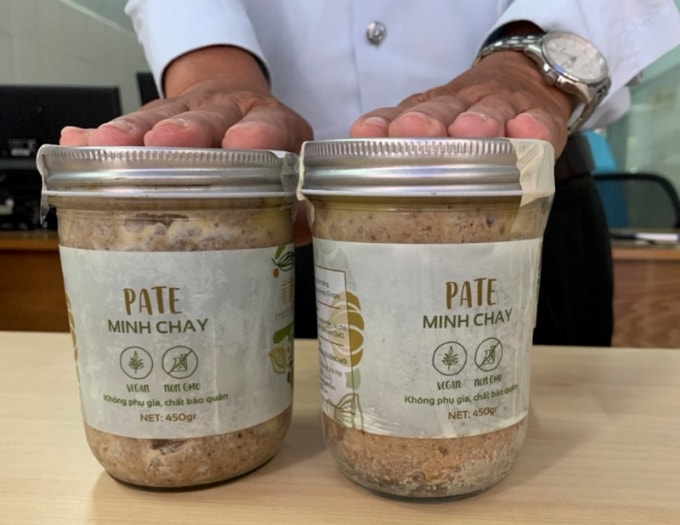 Công an Hà Nội vào cuộc vụ ngộ độc pate Minh Chay. Ảnh: TL.