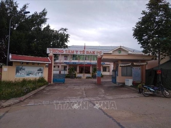 Trung tâm y tế huyện Đăk Pơ, nơi xảy ra sự việc phát tán hình ảnh bệnh án bệnh nhân nghi nhiễm COVID-19 gây hoang mang dư luận. Ảnh: TTXVN