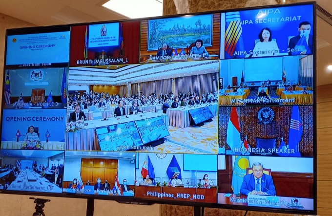 Đại hội đồng Liên nghị viện ASEAN (AIPA) lần đầu tiên được tổ chức bằng hình thức trực tuyến - Ảnh: Hữu Kế
