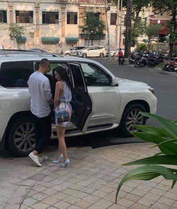 Quỳnh Thư nhiều lần bác tin đồn yêu đương Doãn Tuấn.