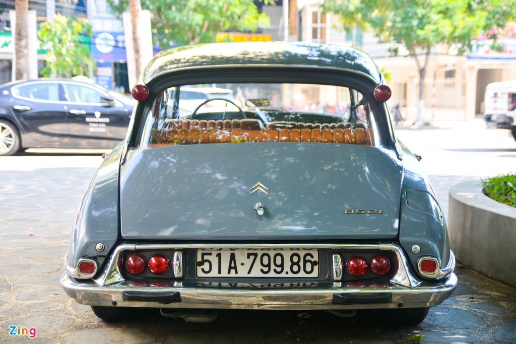 Xe cổ Citroen DS 21 tại Đà Nẵng. Ảnh: zingnews.vn