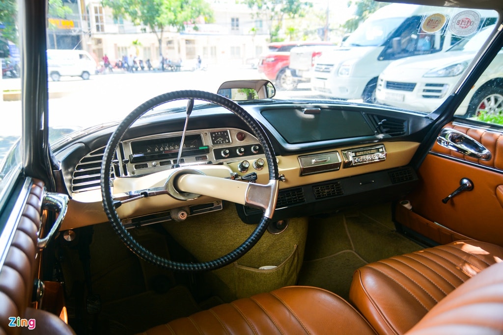 Xe cổ Citroen DS 21 tại Đà Nẵng. Ảnh: zingnews.vn