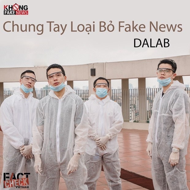 Ban nhạc DaLab thể hiện ca khúc Chung tay loại bỏ Fake News. (Nguồn: Vietnam+)