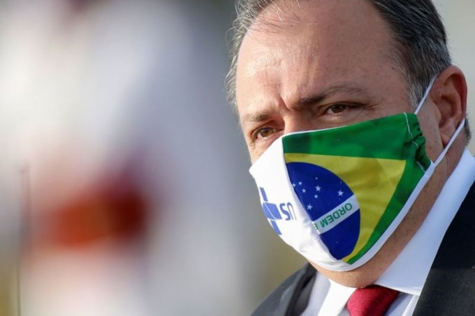 Quyền Bộ trưởng Bộ Y tế Brazil Eduardo Pazuello. Ảnh: Reuters