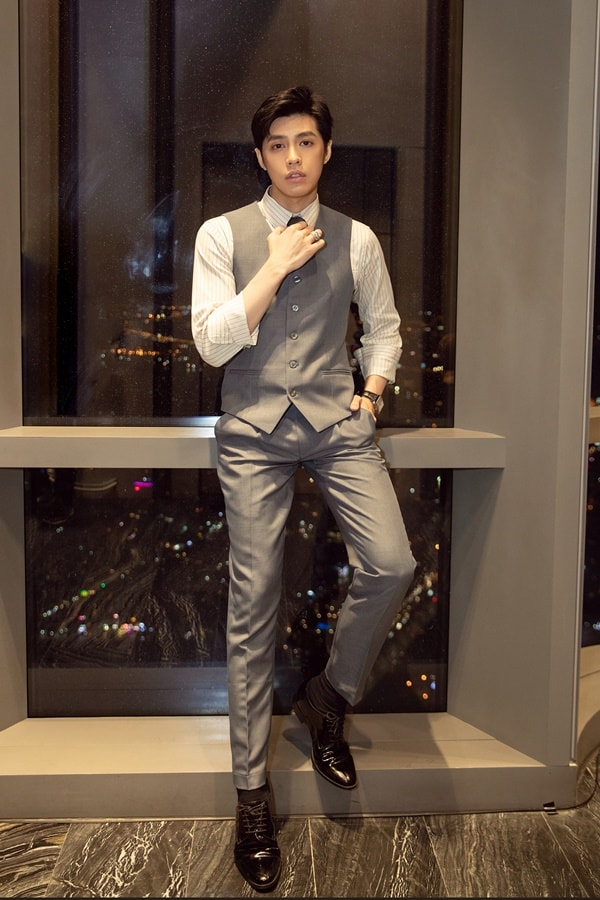 Noo Phước Thịnh điển trai trong đêm nhạc Noo's Chill Night