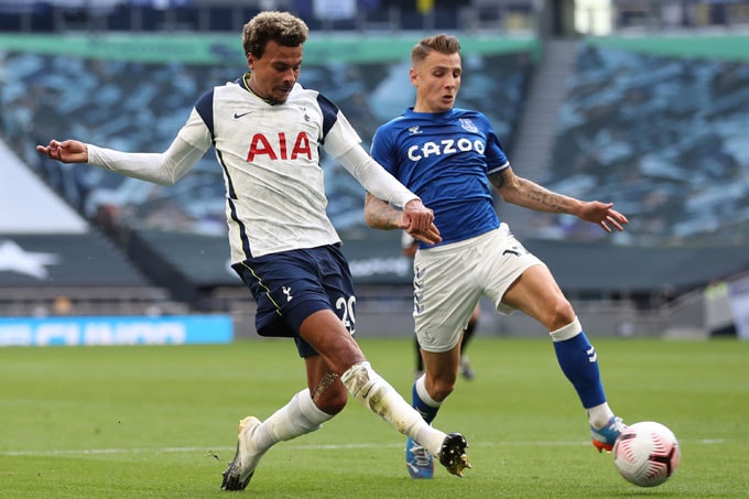 Alli bỏ lỡ nhiều cơ hội của Tottenham. Ảnh: internet.
