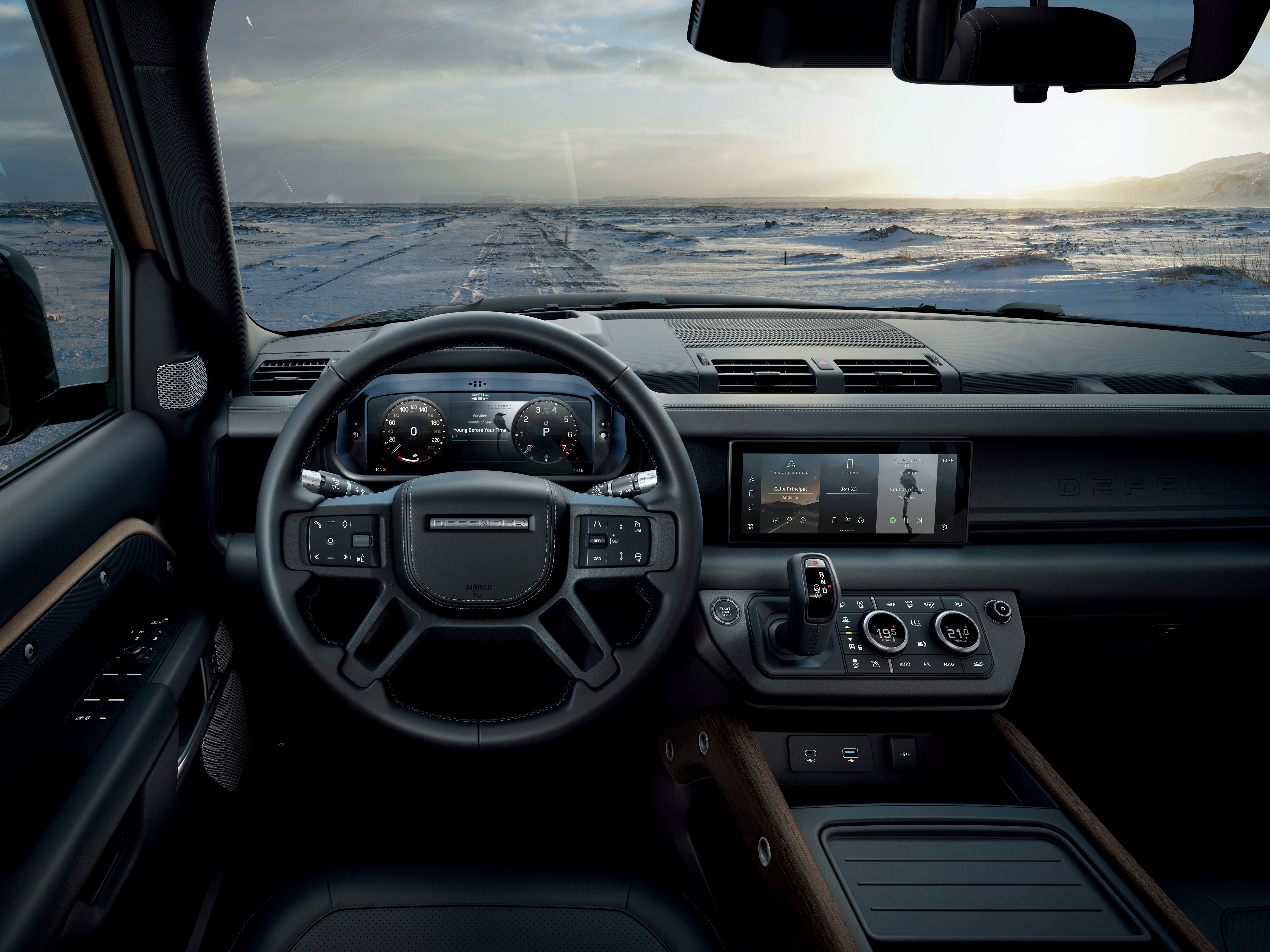 Nội thất của Land Rover Defender mới. Ảnh: TL