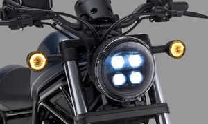 Hệ thống đèn được chuyển sang dạng LED với đèn chiếu hậu dạng tròn mang phong cách cổ điển. Ảnh: internet.