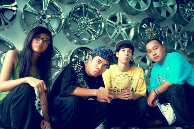 Suboi là nữ rapper duy nhất trong nhóm. Ảnh: FBNV