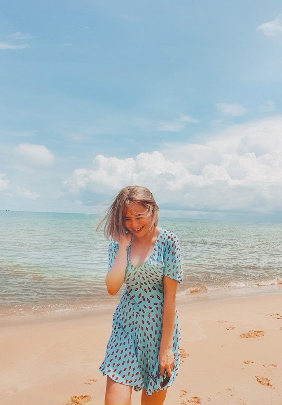 Hình ảnh Thái Trinh trong chuyến du lịch.