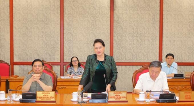 Chủ tịch Quốc hội Nguyễn Thị Kim Ngân đánh giá cao kết quả nổi bật của tỉnh Thanh Hóa trong giai đoạn 5 năm 2015 - 2020. Ảnh: BTH