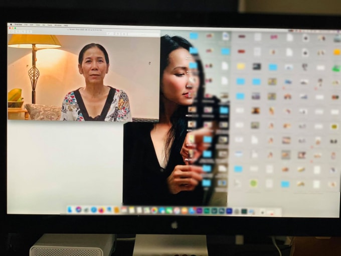 Kim Hiền để ảnh đại diện màn hình về bà, cô biết dù người phụ nữ ấy đã qua đời nhưng vẫn mãi mãi ở bên cạnh mình và các cháu. (Ảnh: FBNV)