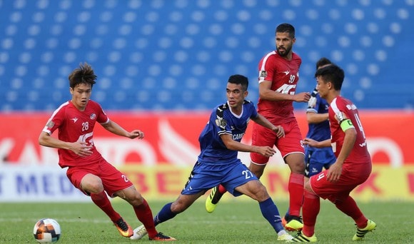 Becamex Bình Dương 2-0 CLB Viettel: “Viettel bỏ lỡ cơ hội giành ngôi đầu bảng”. Ảnh: internet.