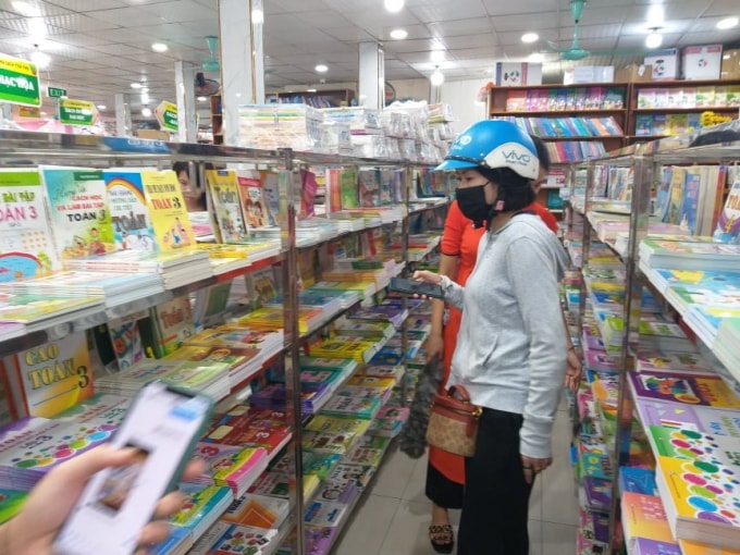 Việc thẩm định sách giáo khoa lớp 2 và lớp 6 đã hoàn thành xong vòng 1 (ảnh minh họa - Trinh Phúc).
