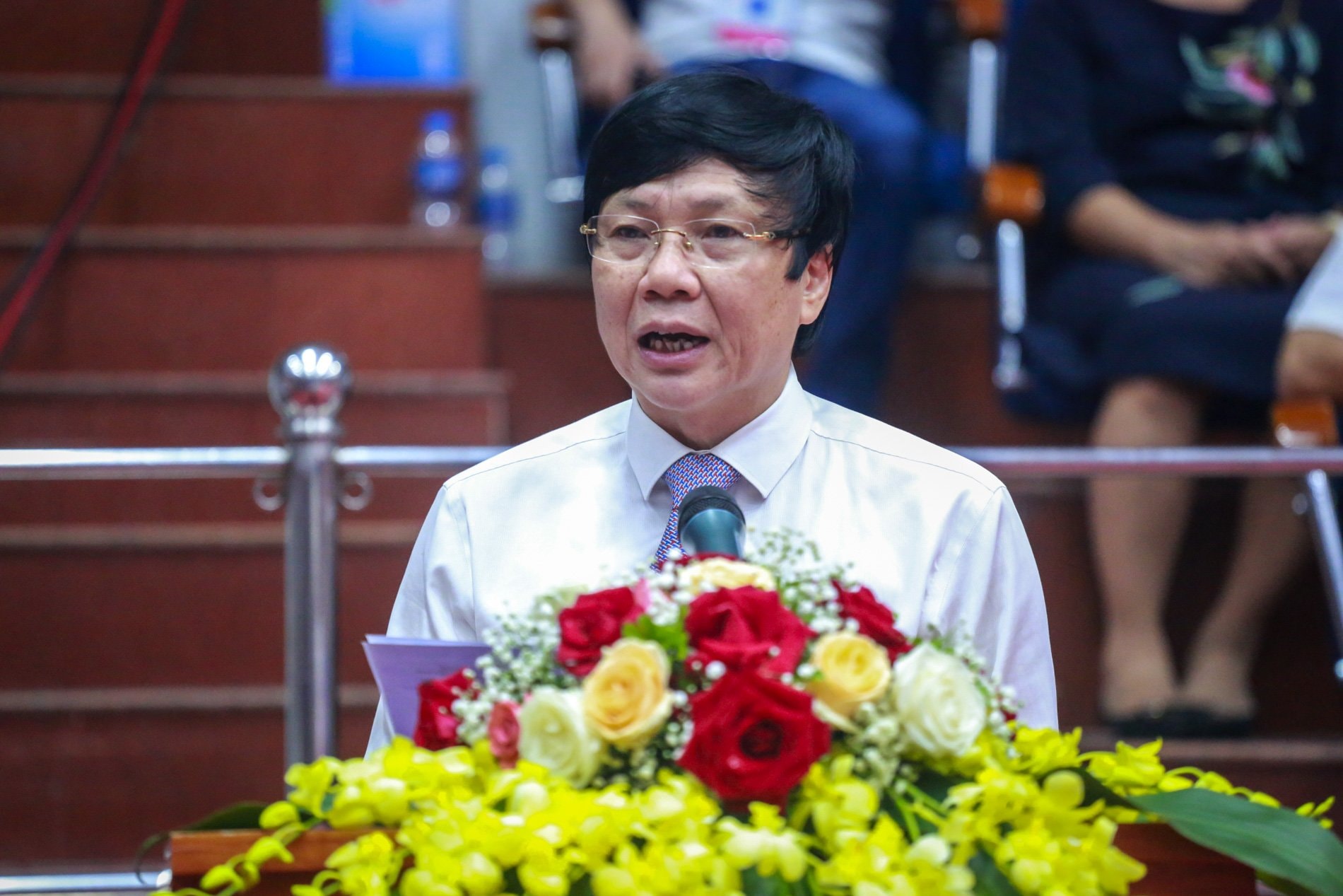 Đồng chí Hồ Quang Lợi- Phó Chủ tịch Thường trực Hội Nhà báo Việt Nam, Trưởng ban tổ chức Giải phát biểu tại lễ khai mạc. Ảnh: Quang Hùng