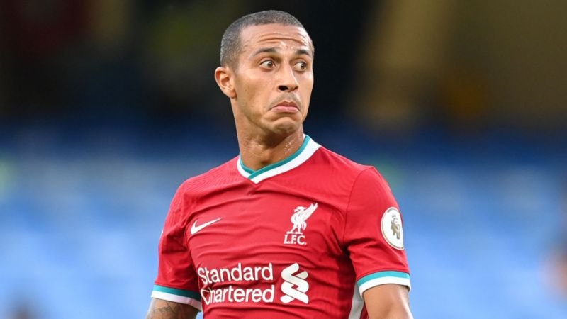 Trước đó, tiền vệ Thiago Alcantara được xác nhận dương tính với nCoV. Ảnh: internet.