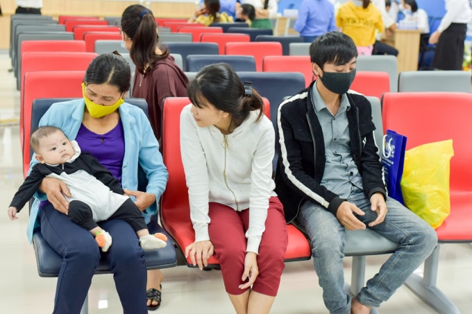 VNVC Tam Kỳ có không gian rộng gần 1.000 mét vuông, được trang bị hơn 20 phòng khám và tiêm, ước tính khả năng phục vụ lên đến hàng ngàn lượt khách mỗi ngày.