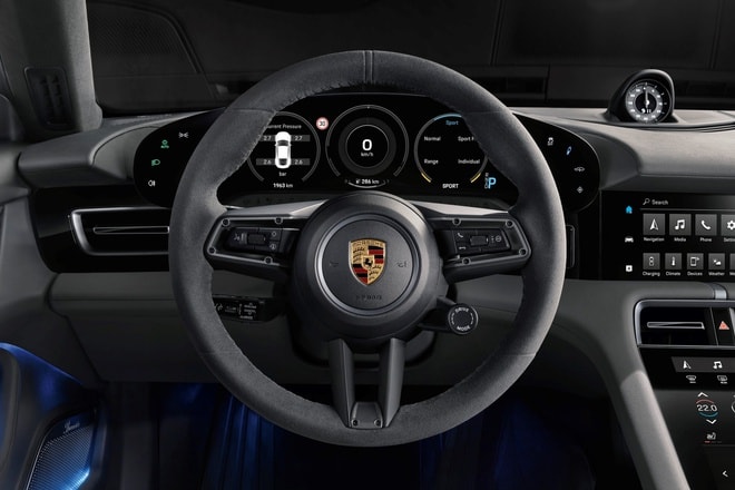 Khoang lái của Porsche Taycan.