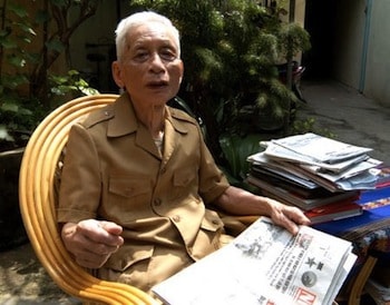 Hà Nam đất của văn học và báo chí, là quê hương của nhiều nhà văn, nhà báo lớn, trong đó có nhà báo Hoàng Tùng (1920–2010), ông sinh ra và lớn lên tại huyện Lý Nhân, Hà Nam.