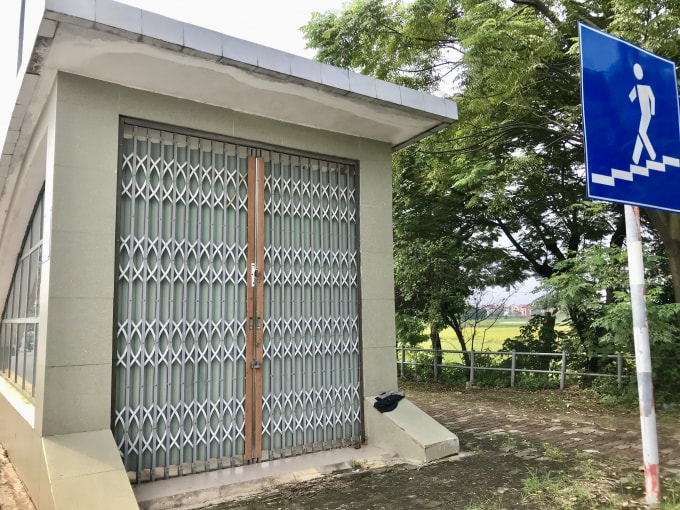 Nhiều hầm bộ hành dù được đầu tư tiền tỷ nhưng không phát huy hiệu quả như mong đợi thậm chí trong tình trạng 'đóng cửa cài then' do đặt sai vị trí.
