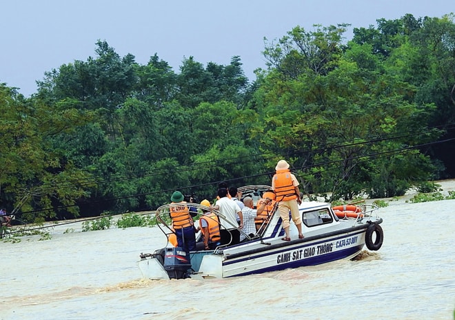 Ứng phó với mưa bão. Ảnh minh họa
