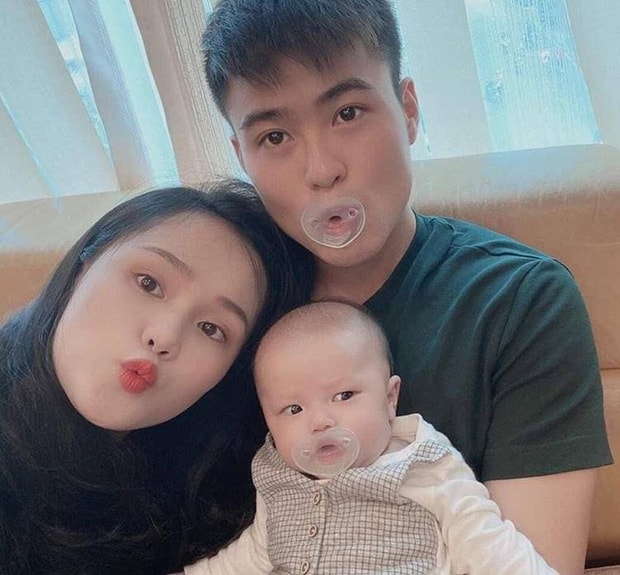 Gia đình nhỏ của Duy Mạnh - Quỳnh Anh. Ảnh: internet.