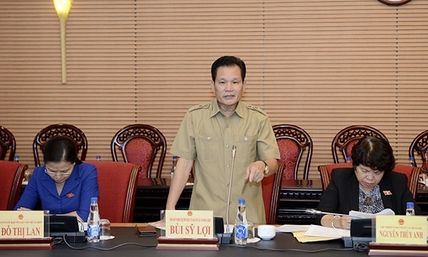 Phó Chủ nhiệm Ủy ban Về các vấn đề xã hội của Quốc hội Bùi Sỹ Lợi phát biểu