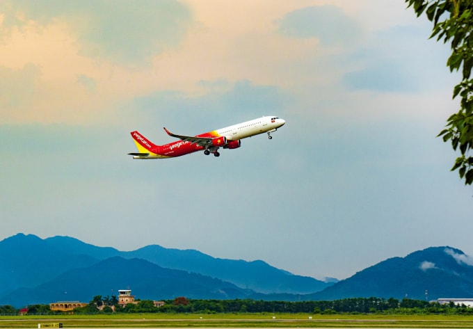 Vietjet - Huong Ve Mien Trung (1)