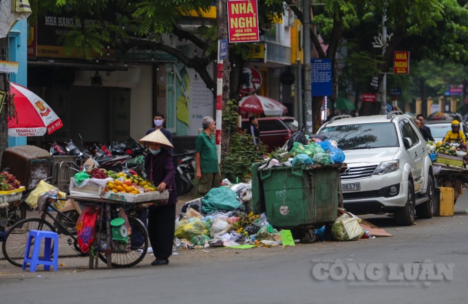 Đối với dự án di dân khỏi vùng ảnh hưởng bán kính 500m tính từ hàng rào bãi rác, diện tích khoảng 396ha (đất nông nghiệp 131,3ha; đất ở 102ha; đất khác 147,7ha).
