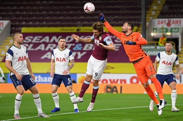 Cầu thủ Lloris có một trận đấu đầy vất vả. Ảnh: thethao247.vn