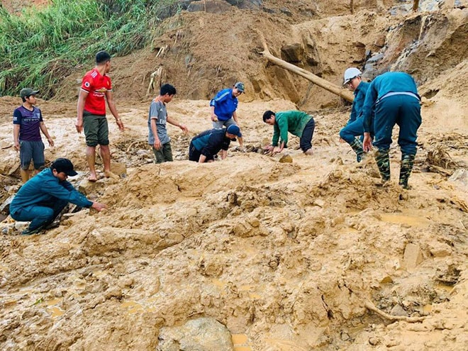 Miền Trung nước ta thường xuyên chịu tổn thất lớn về người và tài sản trong mùa lũ hàng năm, điển hình là những cơn bão, lũ tới dồn dập trong thời gian gần đây. Ảnh minh họa