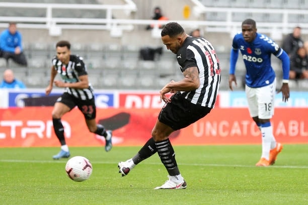Cầu thủ Wilson có bàn thắng mở tỉ số trên chấm penalty. Ảnh: bongdaplus.vn