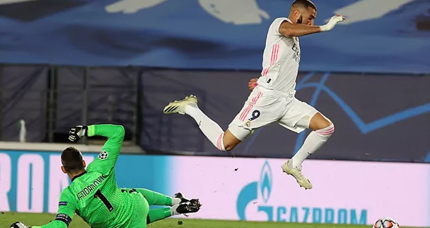 Cầu thủ Benzema mở tỉ số trận đấu. Ảnh: thethaovanhoa.vn