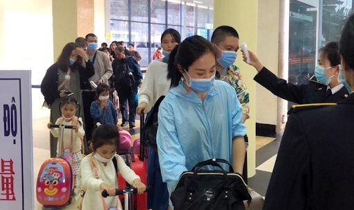 Mở rộng khu cách ly tại khách sạn, cơ sở lưu trú cho người nhập cảnh. Ảnh: TL.