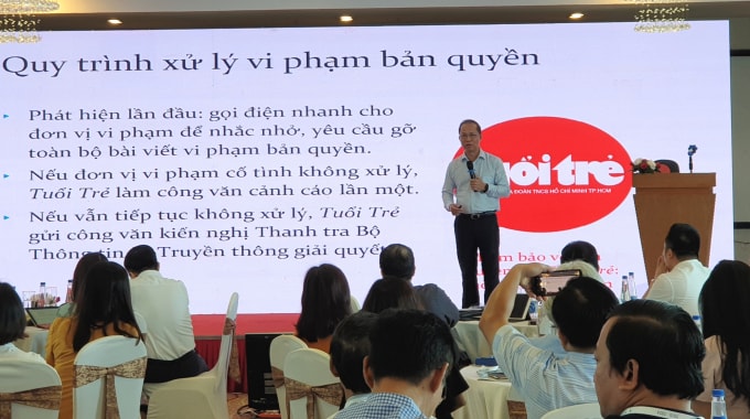 Nhà báo Lê Xuân Trung phát biểu tại diễn đàn - Ảnh: Thái An (TTO).