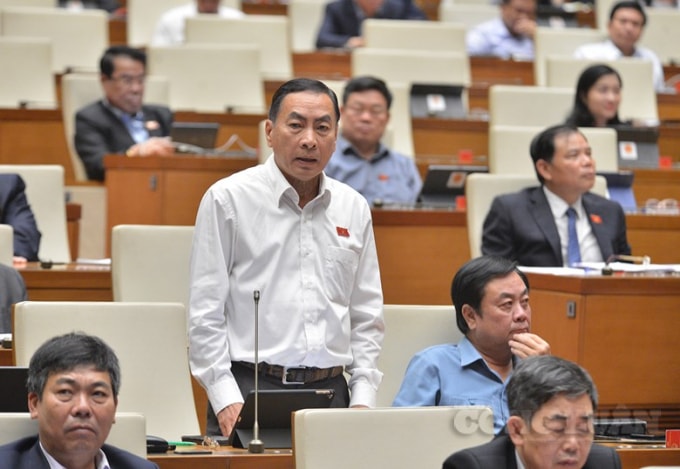 Đại biểu Phạm Văn Hòa (đoàn Đồng Tháp).