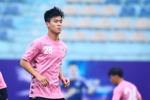 Duy Mạnh cho rằng cơ hội vô địch V.League 2020 có thể chia đều cho Viettel và Hà Nội. Ảnh: TL