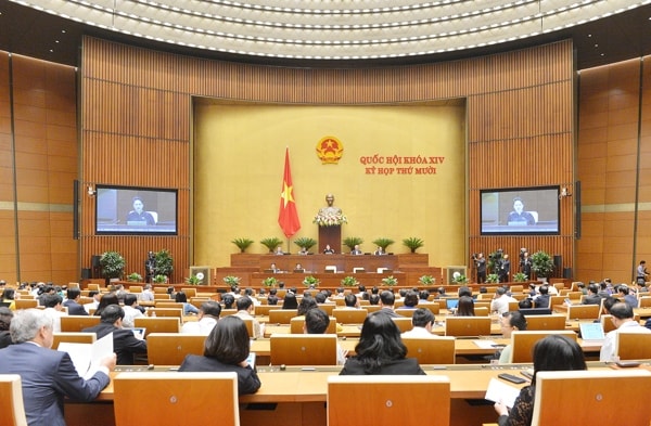 Quốc hội tiến hành phiên chất vấn và trả lời chất vấn, chiều 6/11. Ảnh: quochoi.vn