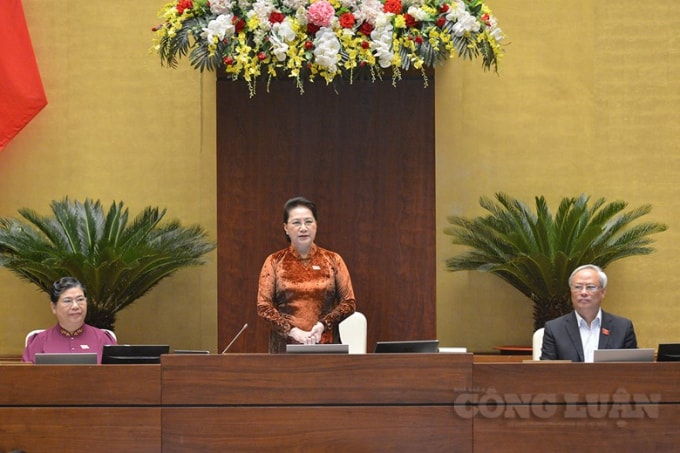 Lần đầu tiên Chủ tịch Quốc hội Nguyễn Thị Kim Ngân trả lời chất vấn của đại biểu Quốc hội.