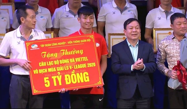 CLB Viettel nhận khoản tiền thưởng lớn sau chức vô địch V.League 2020. Ảnh: bongda24h.vn