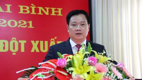 Ông Nguyễn Khắc Thận vừa được HĐND tỉnh Thái Bình bầu làm Chủ tịch UBND tỉnh Thái Bình nhiệm kỳ 2016-2021