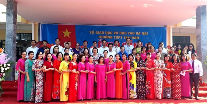 Tập thể các Thầy, Cô Trường THPT Tân Dân (Phú Xuyên - Hà Nội)