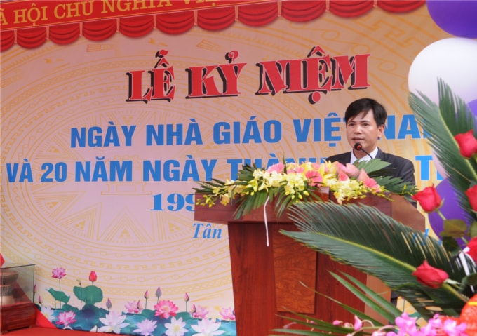 Thầy giáo Trịnh Xuân Tình, Bí thư chi bộ - Hiệu trưởng Trường THPT Tân Dân